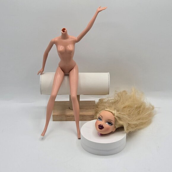 Bratz Doll Welcome To Fabulous Cloe Head & Vintage Barbie Body Parts - Picture 1 of 8